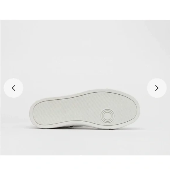 P448 Star White Zebra Hightop Sneaker size EU 39 US 9 EUC - Picture 3 of 11